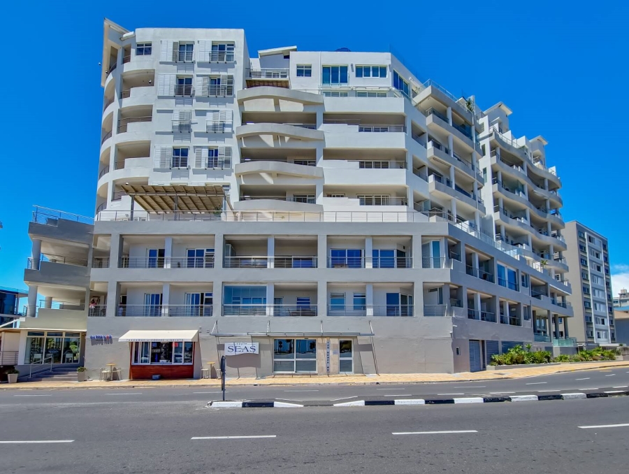 2 Bedroom Property for Sale in Mouille Point Western Cape